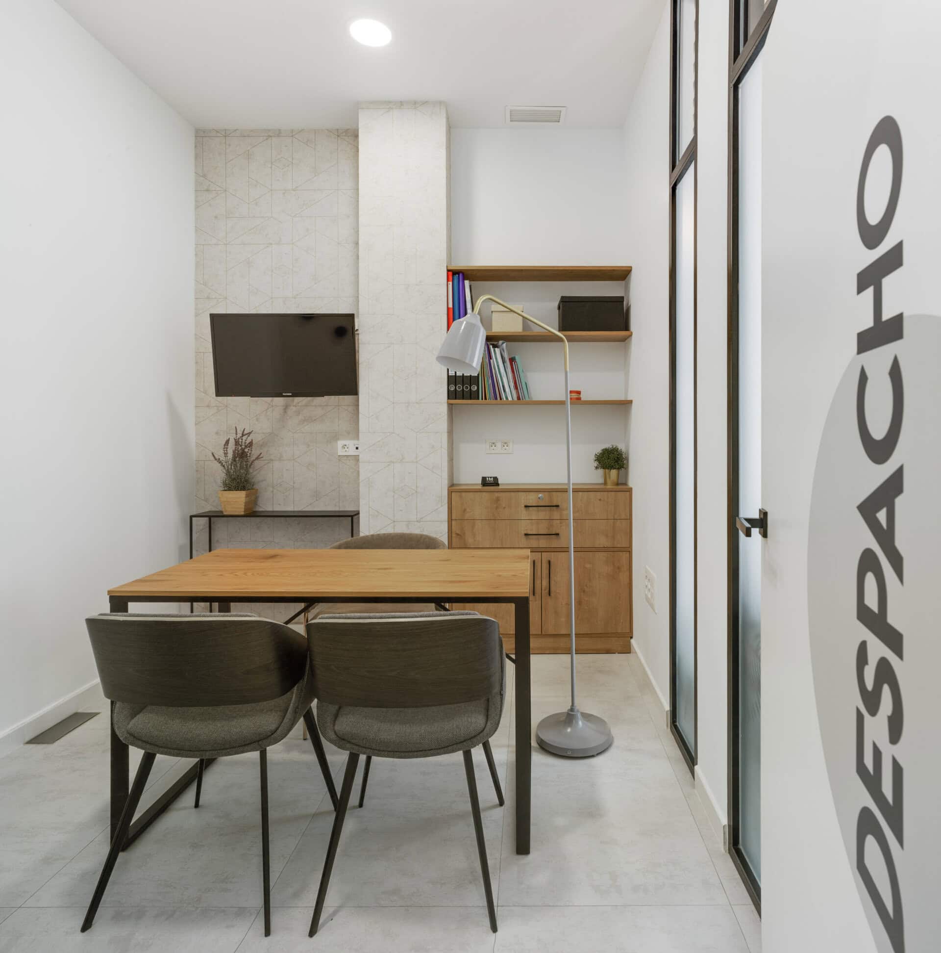 Proyecto Clínica Dental: crear experiencia fuera de lo establecido. 27 10820 014DFR scaled 1