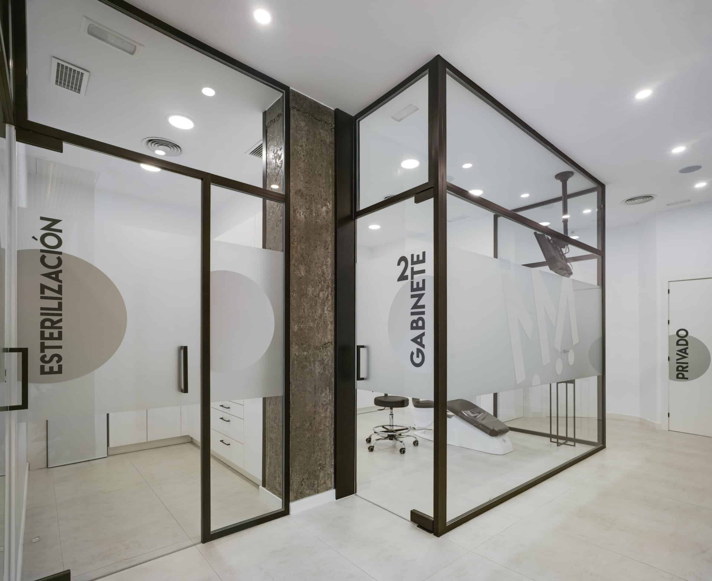 Proyecto Clínica Dental: crear experiencia fuera de lo establecido. 13 Despacho de abogados Sinergia.