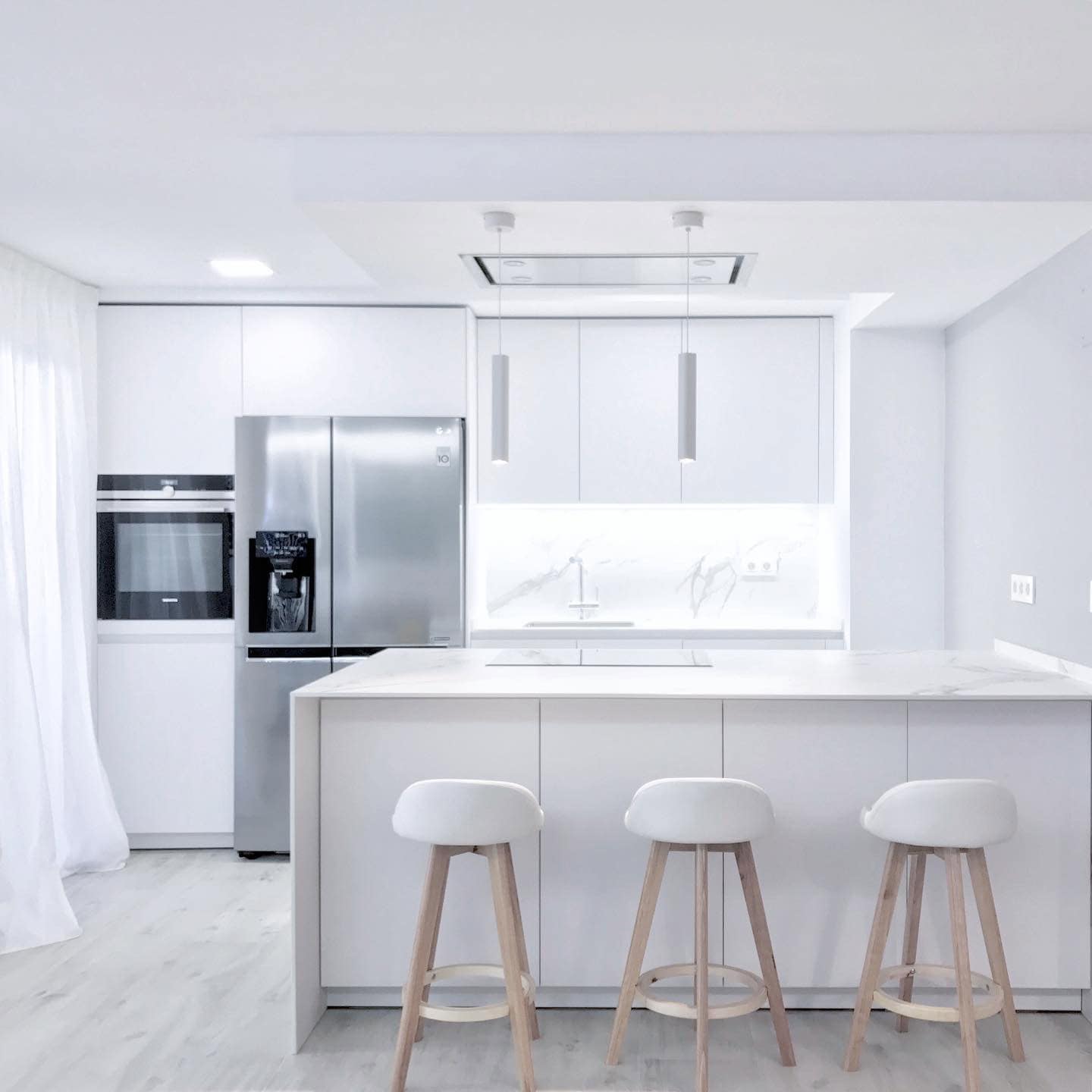 49CBF465 B4B2 46BA 93D3 89B3DAA5D4EC