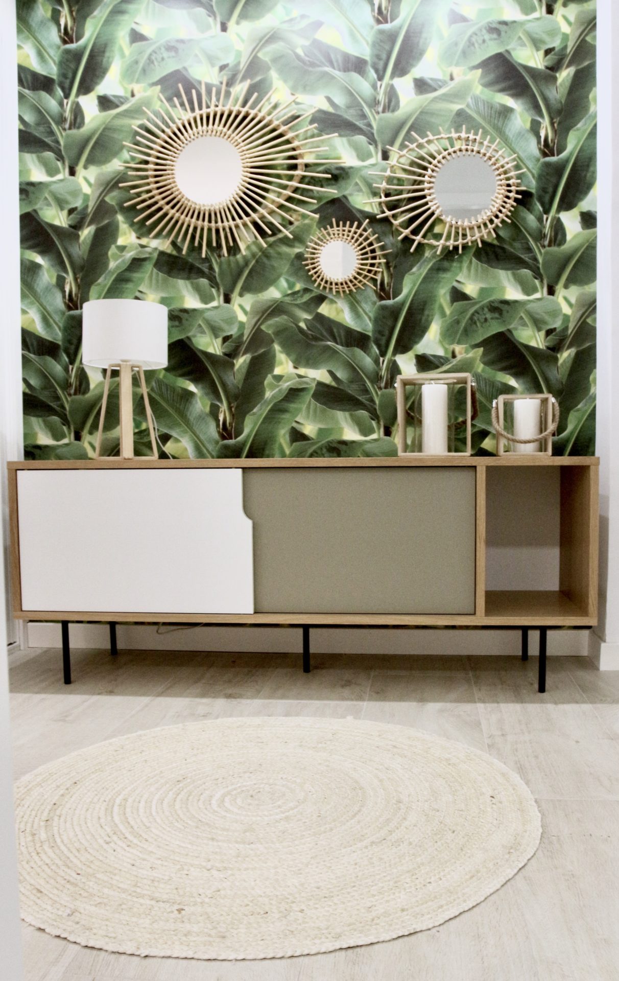 8CA00349 CA09 44A5 8BC4 E8AEF254B899