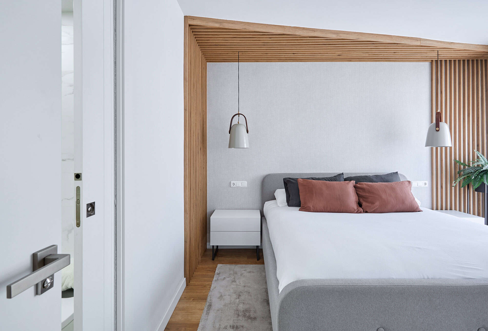 E6556A6B 814A 4B7C 8A81 492BE905A086